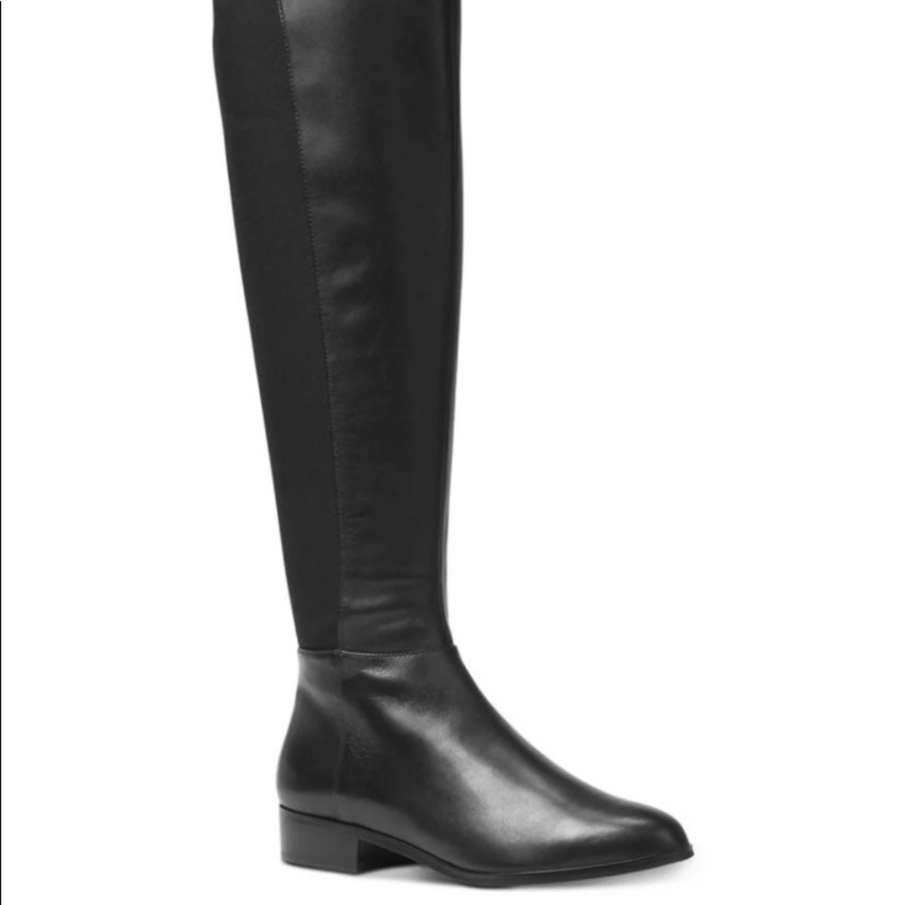 Michael kors boot - Picture 2 of 5